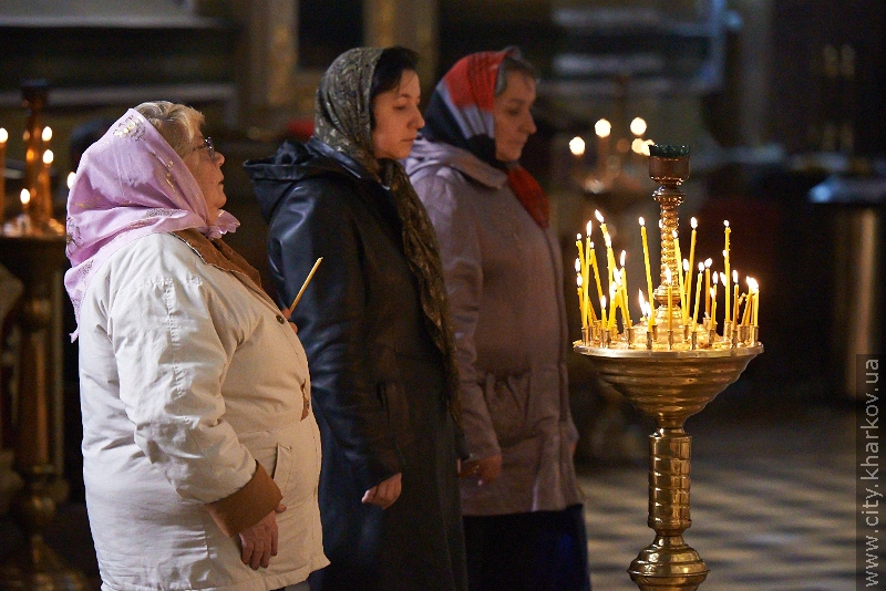 У Благовіщенський собор привезли мощі апостолів Петра і Павла - 5