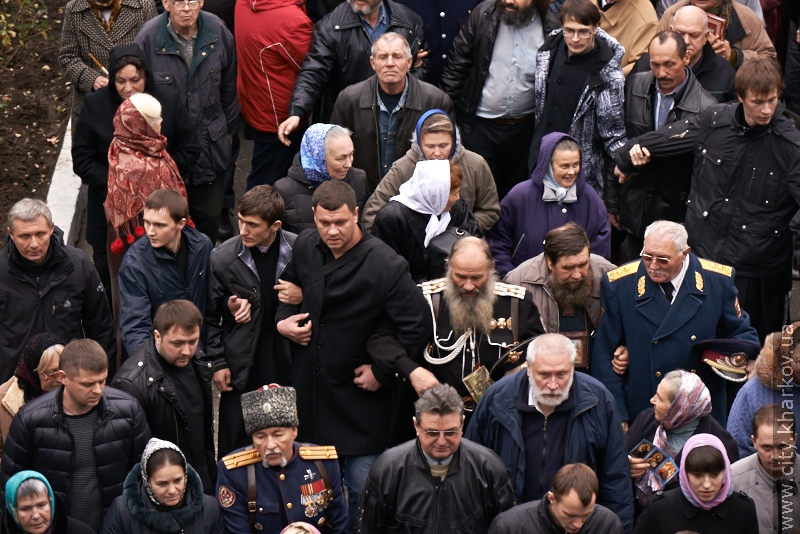 У Харків привезли десницю великомученика Георгія Побідоносця - 6
