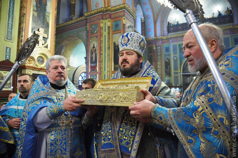 У Харків привезли десницю великомученика Георгія Побідоносця - 14