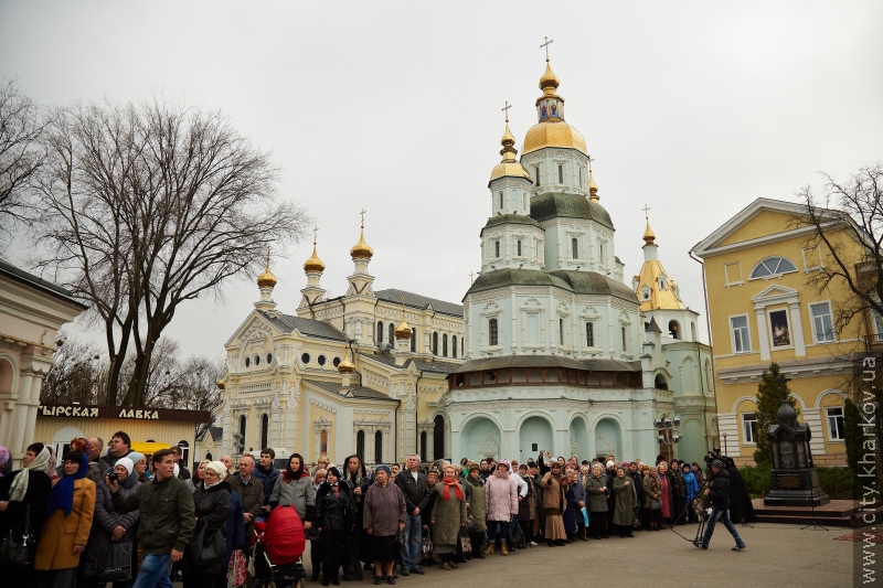 У Харків привезли десницю великомученика Георгія Побідоносця - 19