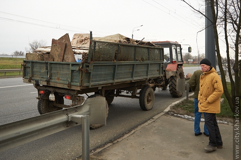 У Харкові перевірять вантажівки, що вивозять сміття на полігони - 2