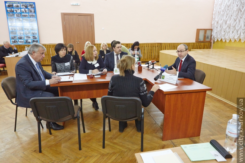 Геннадій Кернес провів особистий прийом громадян на КП «Харківські теплові мережі»