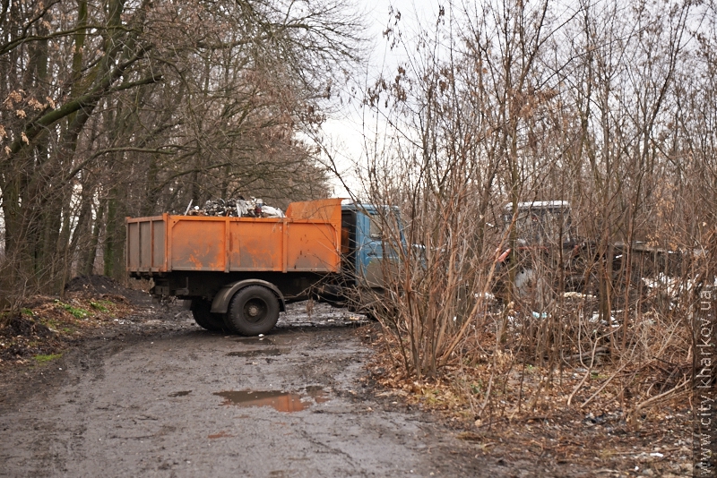 На Окружній дорозі ліквідували несанкціоноване звалище сміття