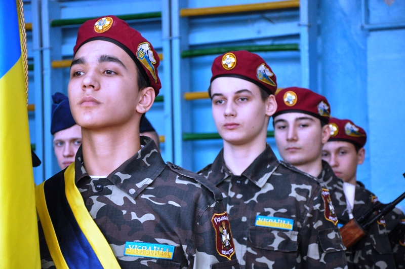 У Київському районі відбувся конкурс прапороносців