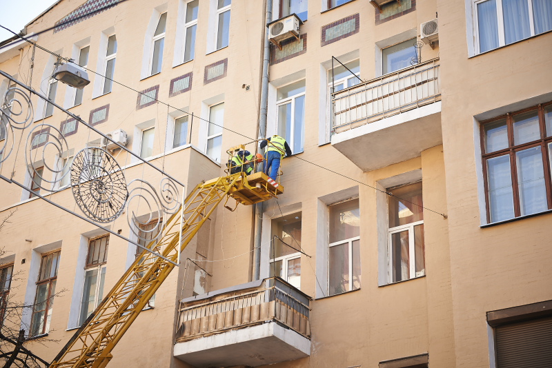 У Харкові виконали 400 заявок з аварійного ремонту житлового фонду