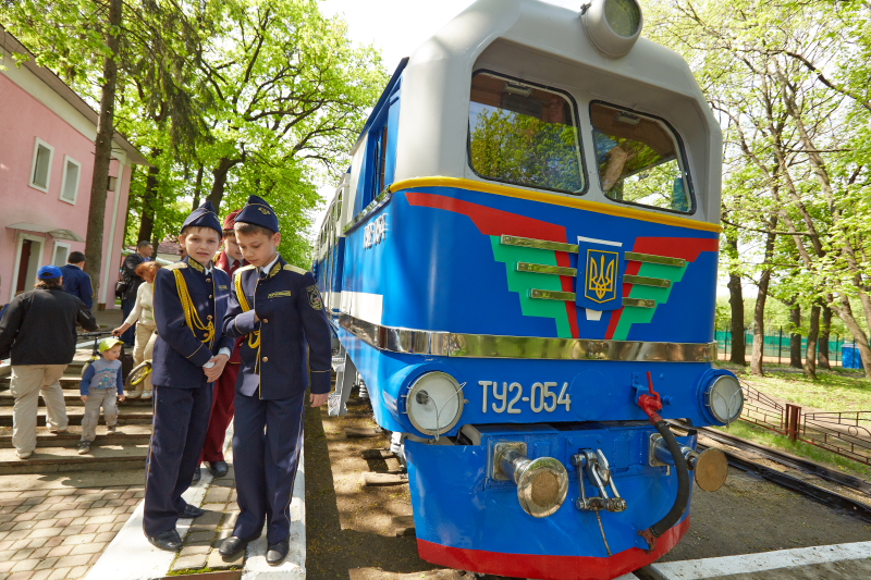 Дитяча залізниця відкрила новий сезон