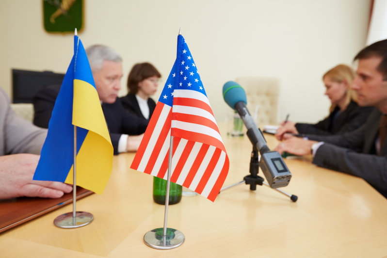 Ігор Терехов зустрівся зі спостерігачем за виборами від уряду США