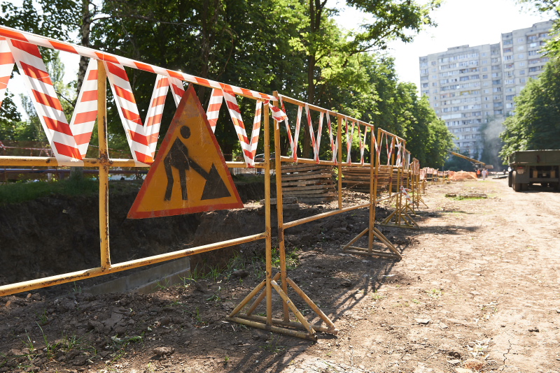 У Московському районі почали заміну теплотраси