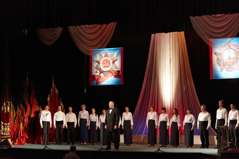 День скорботи відзначили в харківському театрі з закликом до миру