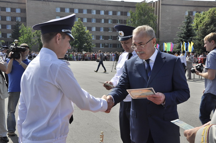 Випуск офіцерів у Харківському університеті внутрішніх справ