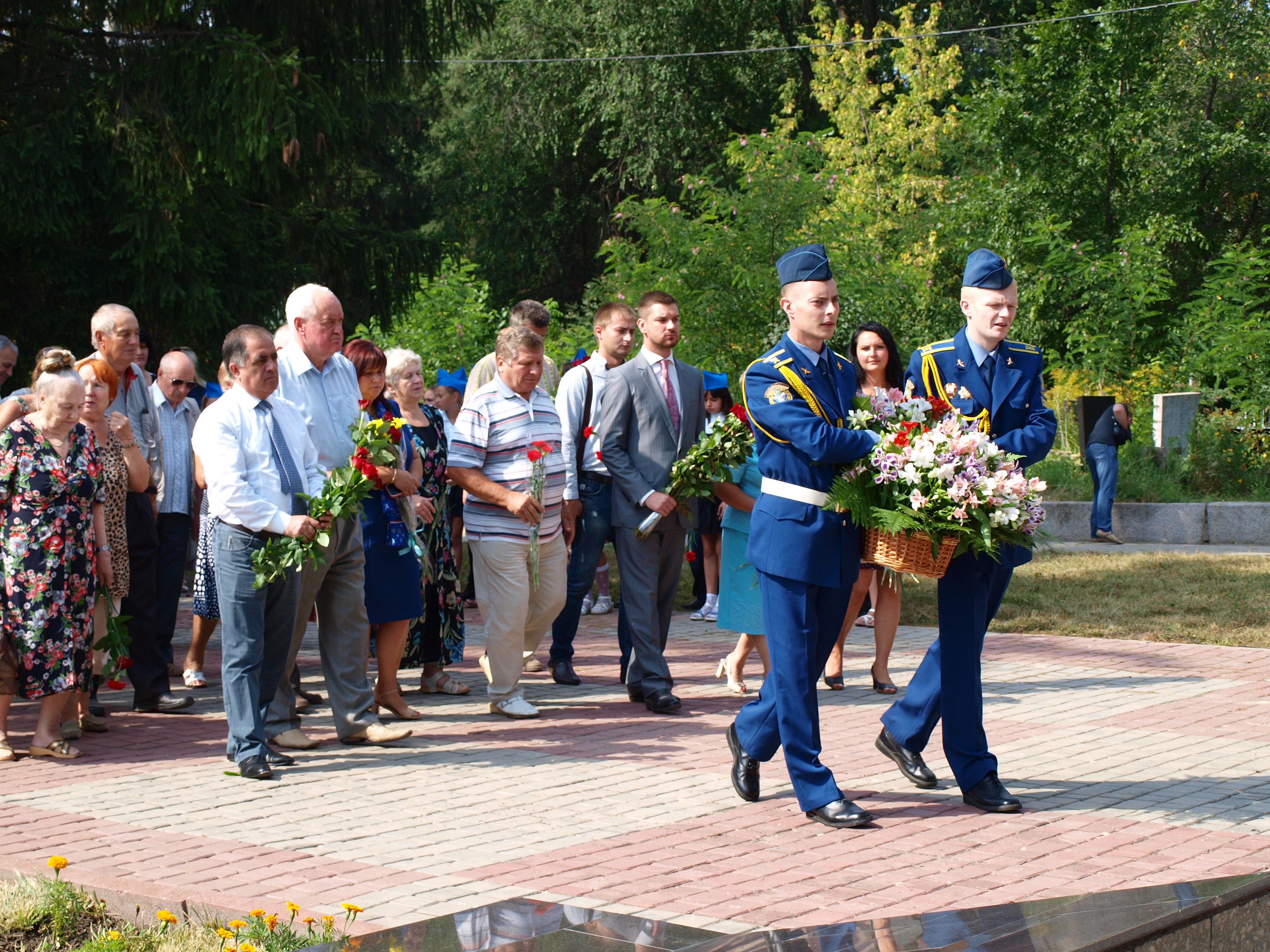 У Ленінському районі відбувся мітинг-реквієм за загиблими в роки війни