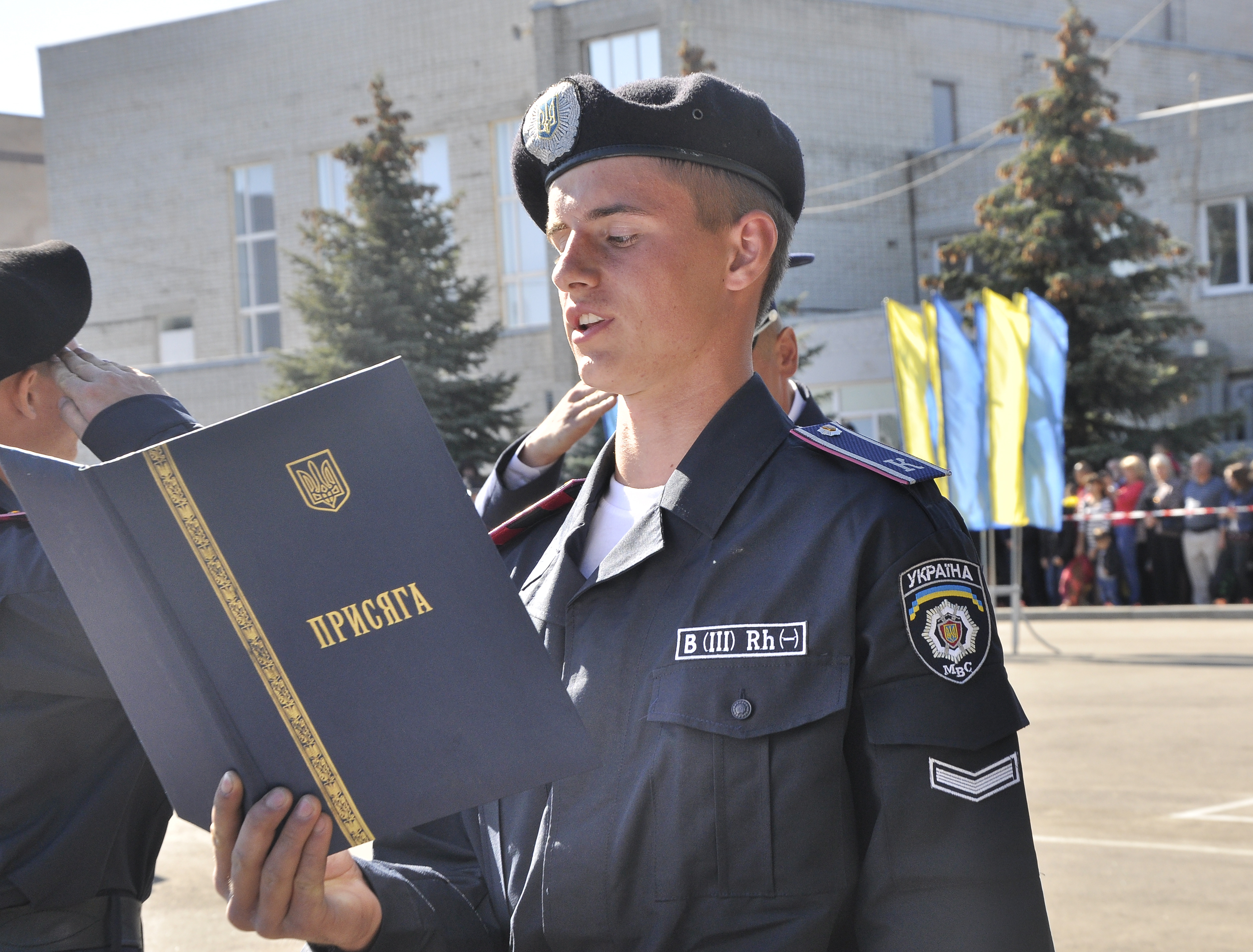 700 майбутніх правоохоронців присягнули на вірність Україні