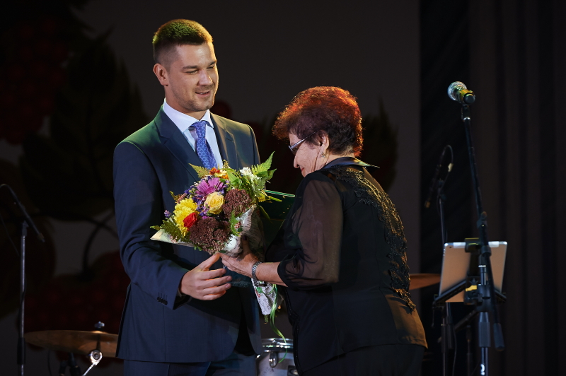 У Ленінському районі нагородили кращих вчителів 