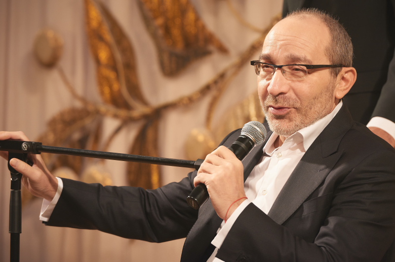 Геннадій Кернес: У харківських школах виховують патріотів України