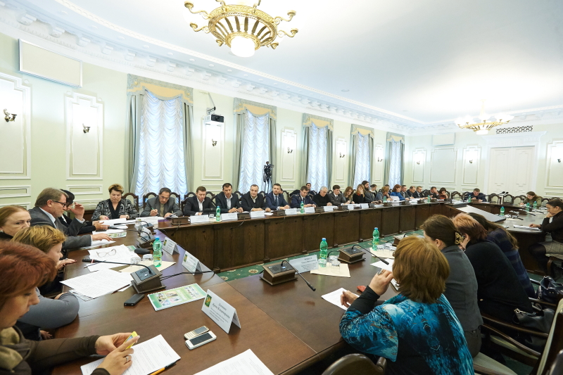 У Харкові обладнали 19 пішохідних переходів для інвалідів-візочників