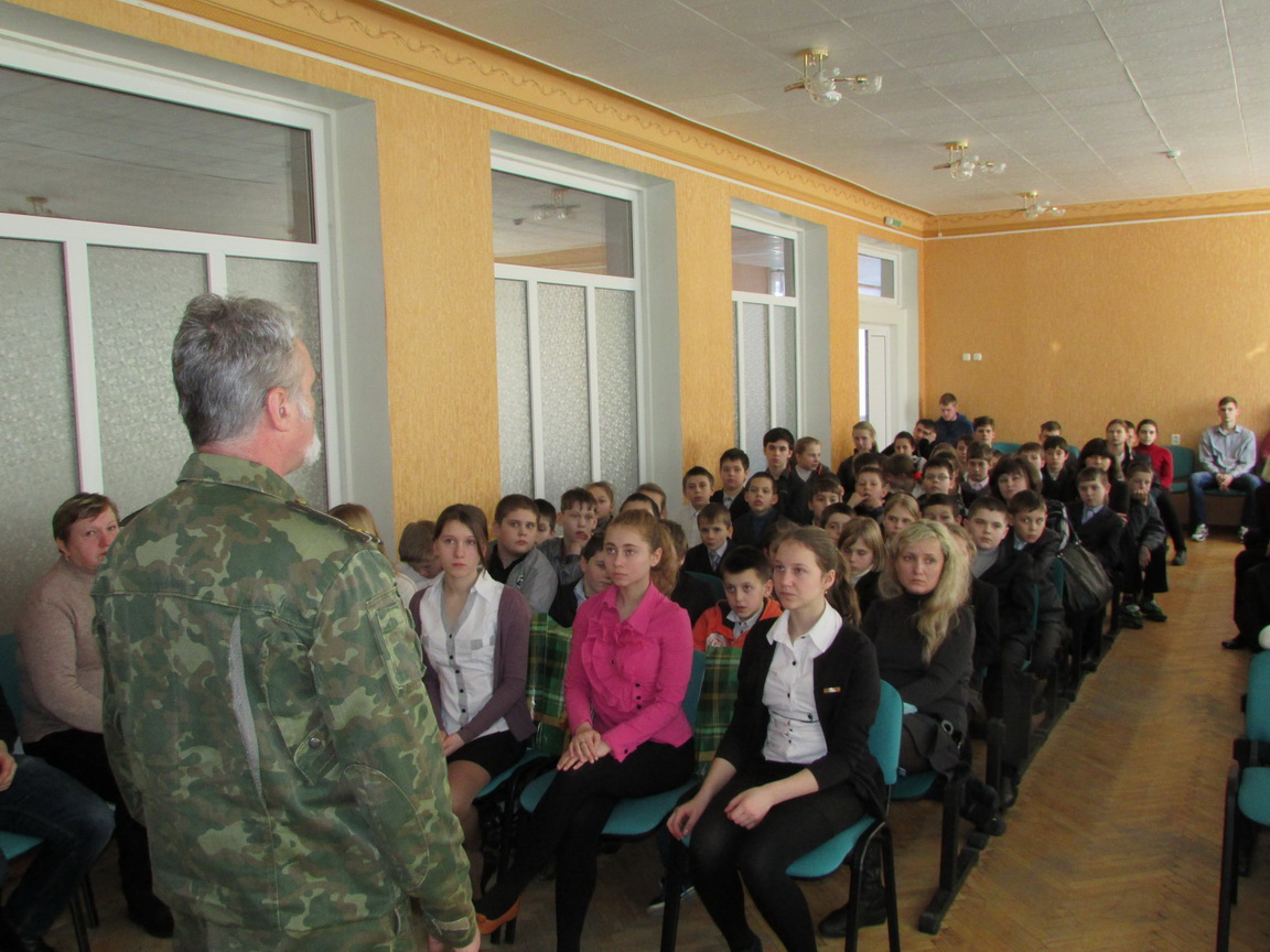 Школярі Орджонікідзевського району зустрілися з ветеранами-афганцями