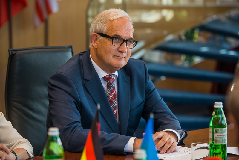 У Генерального консула ФРН Детлефа Вольтера закінчилася каденція перебування на посаді