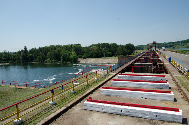 «Харківводоканал» ремонтує найважливіше джерело питної води