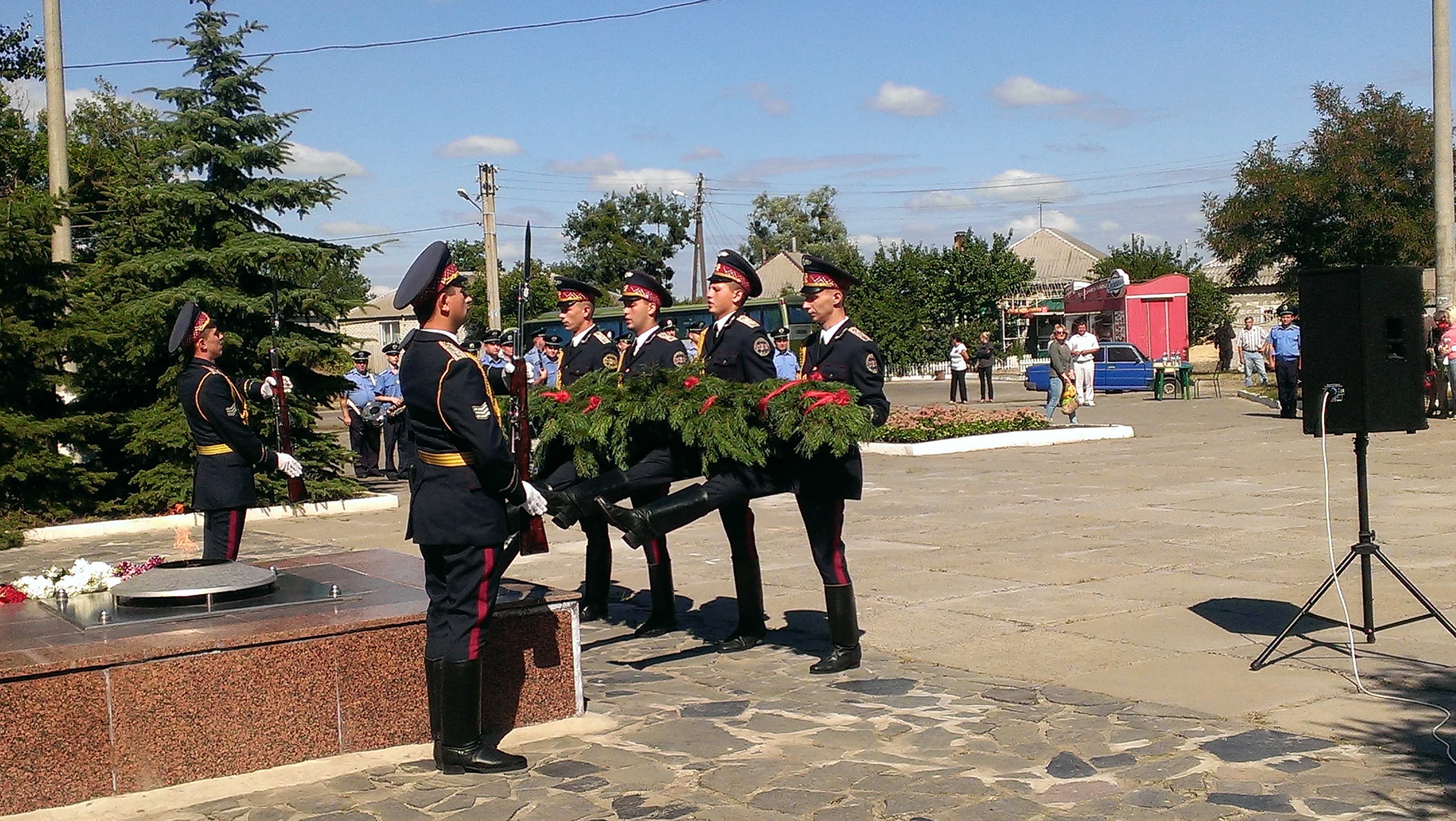 У Червонозаводському районі пройшли панахиди за воїнами-визволителям