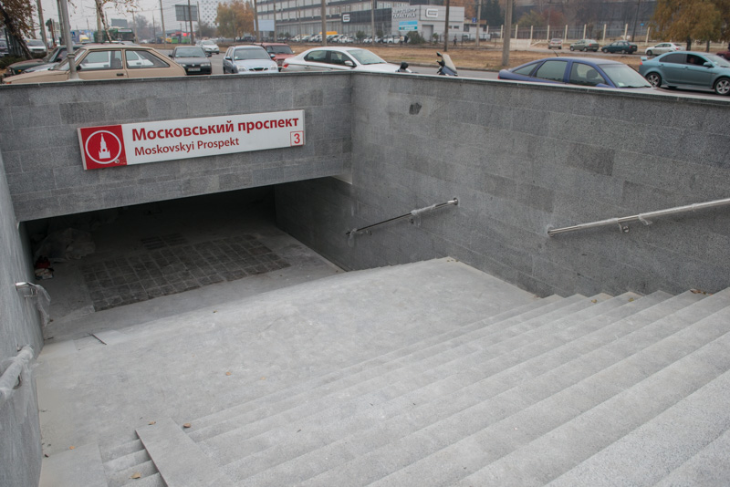 Закінчується ремонт виходів зі станції метро «Московський проспект»