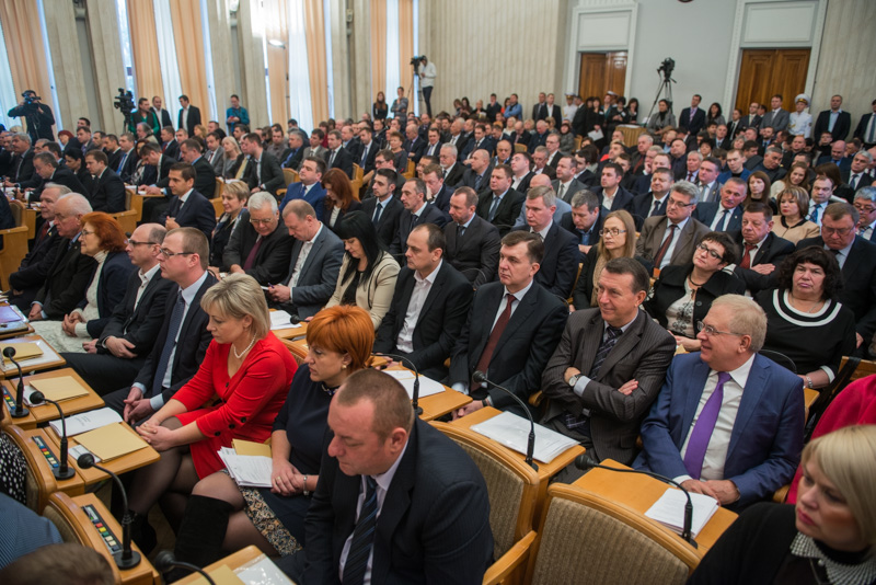 Геннадій Кернес привітав Сергія Чернова з обранням головою облради