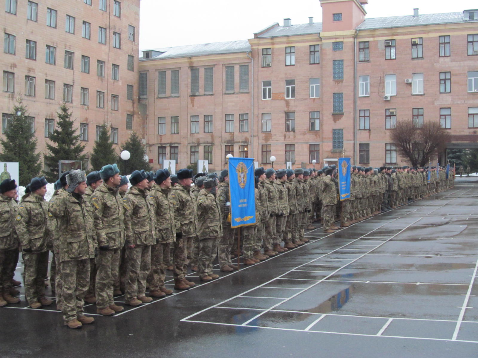 У двох військових вишах Харкова підготували 150 молодших лейтенантів