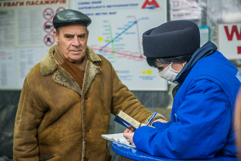 У Харківському метрополітені дотримуються маскового режиму