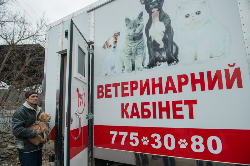 У Харкові з'явилися перші в Україні мобільні ветеринарні кабінети