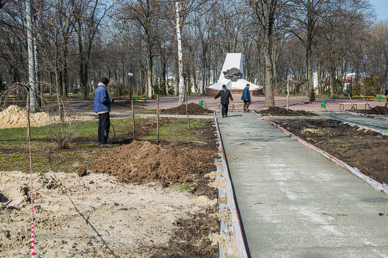 У Харкові розпочали реконструкцію пам'ятників чорнобильцям
