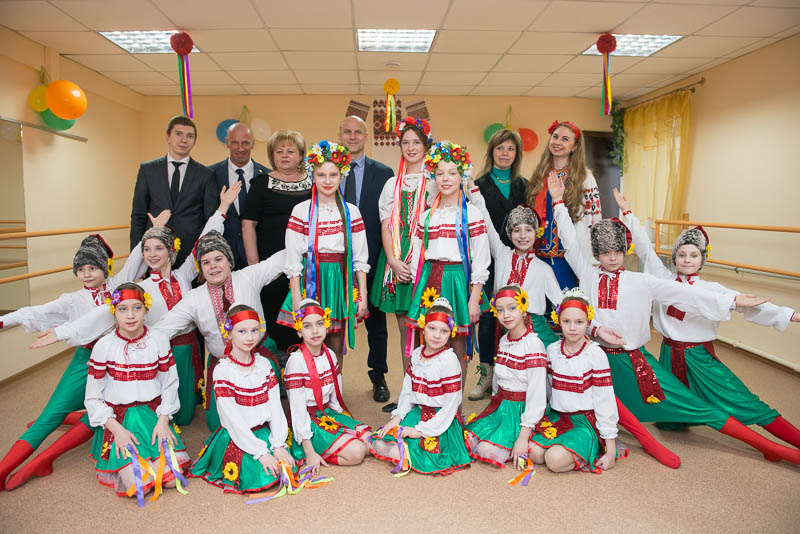 Уроки мови та дизайну: в Харкові відкрили ще один клуб за місцем проживання