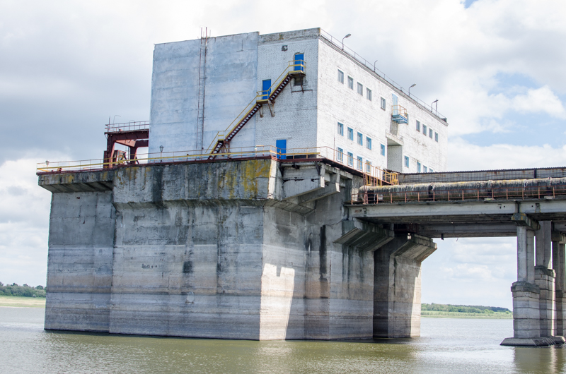 Депутати міськради ознайомилися з роботою комплексу водопідготовки на Краснопавлівському водосховищі