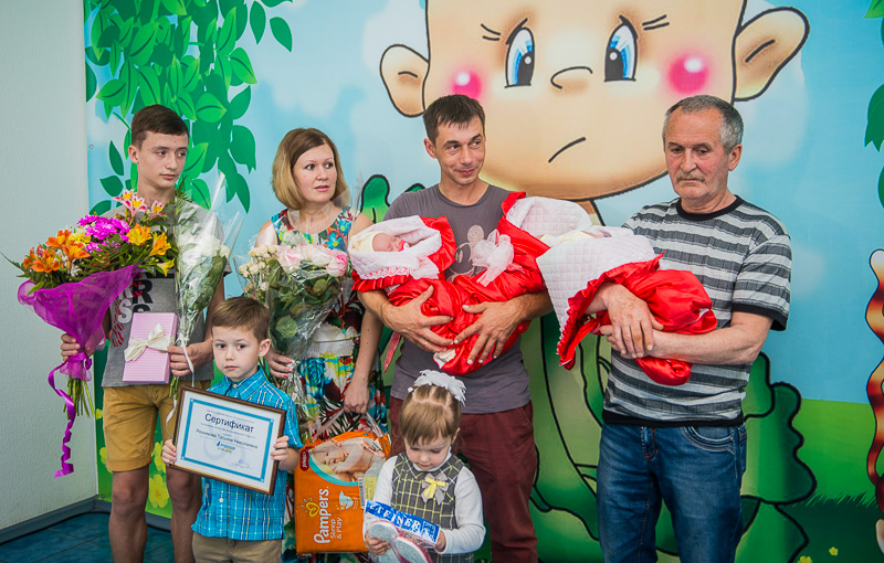 У багатодітній харківській сім'ї народилася трійня
