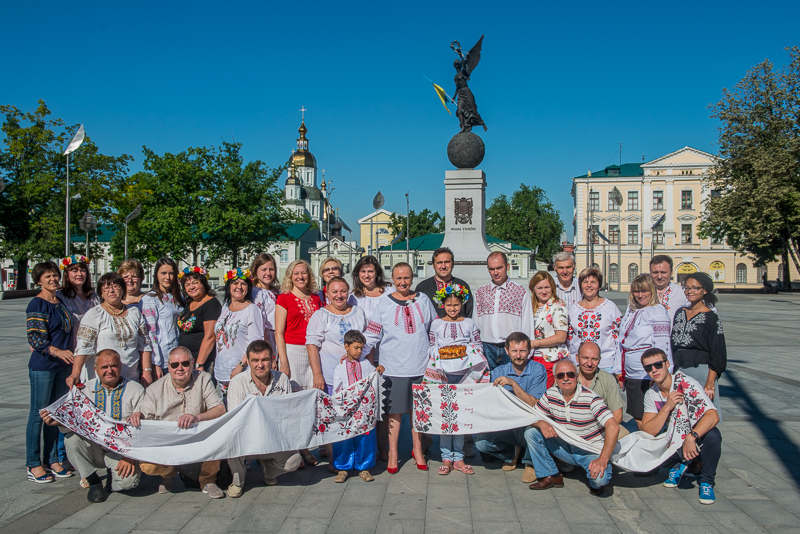 Харків'яни вирушили за маршрутом «Схід і Захід разом»