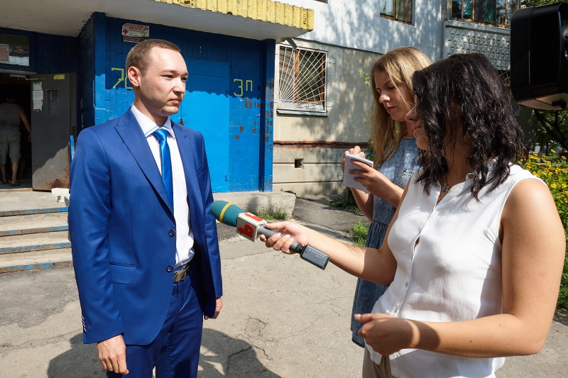 У місті триває ремонт під'їздів
