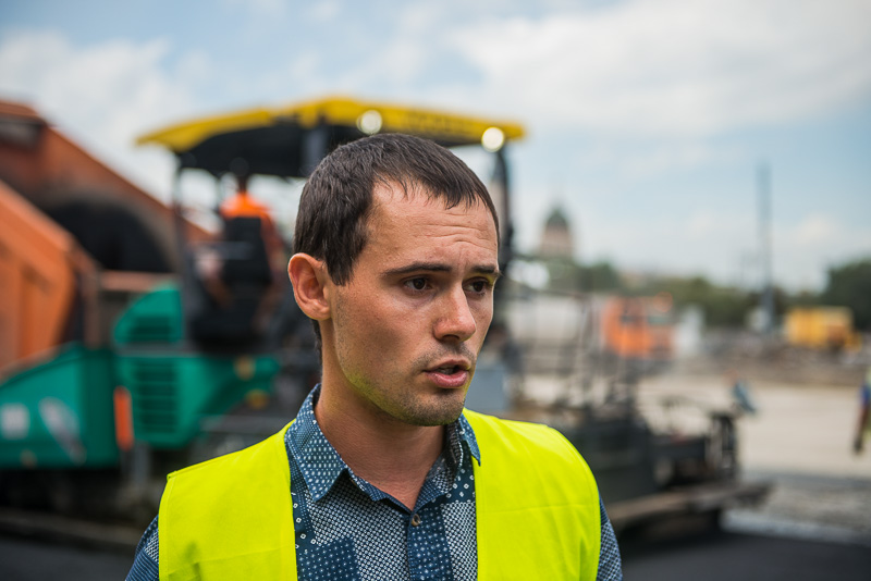На Павлівському майдані йдуть активні будівельні роботи - 3