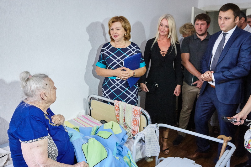 Депутати міськради відвідали хоспіс