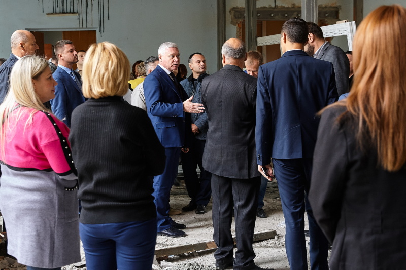 Депутати міськради ознайомилися з ходом будівництва центрів соціальних послуг - 16