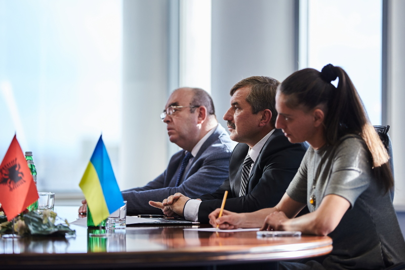 Албанія зацікавлена у встановленні побратимських відносин з Харковом - 10