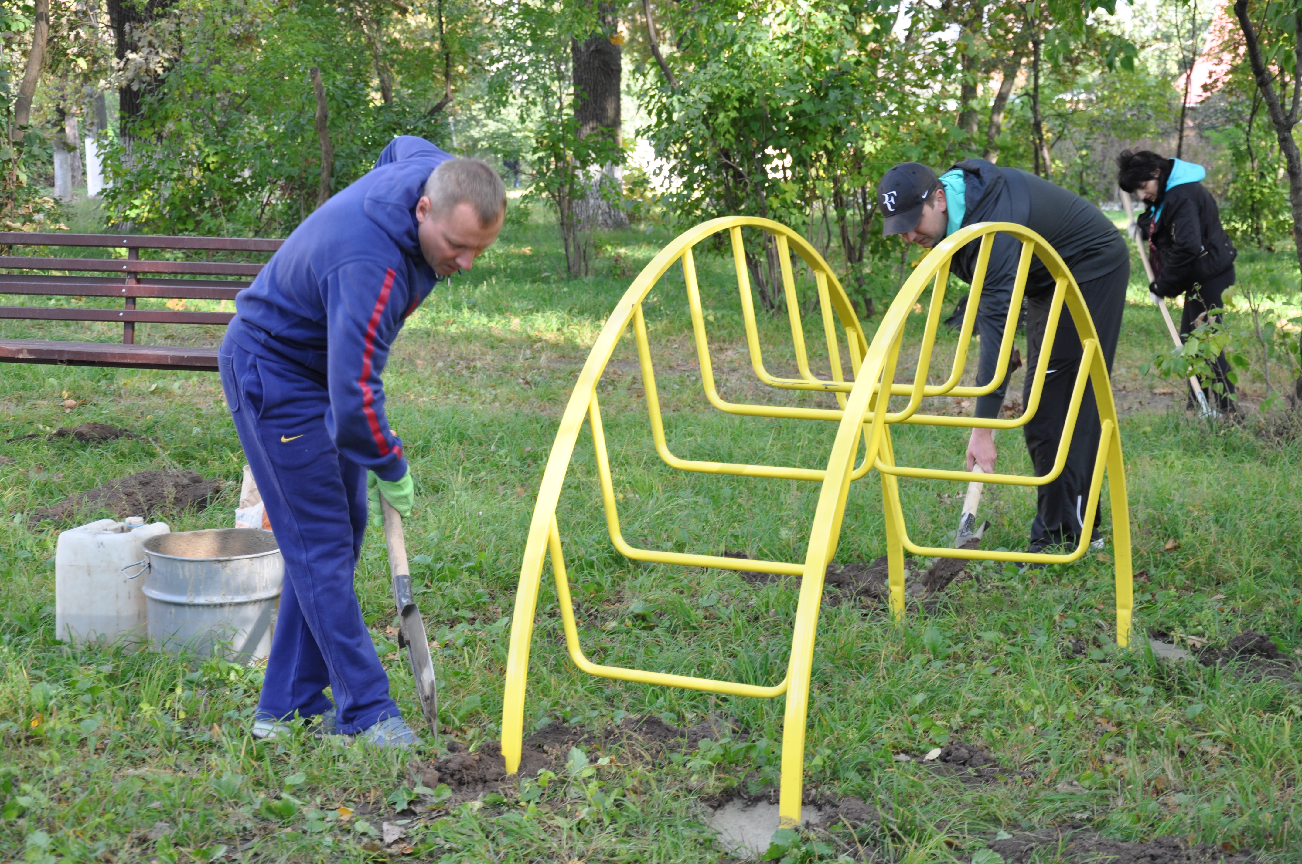 У Харкові проходять суботники - 15