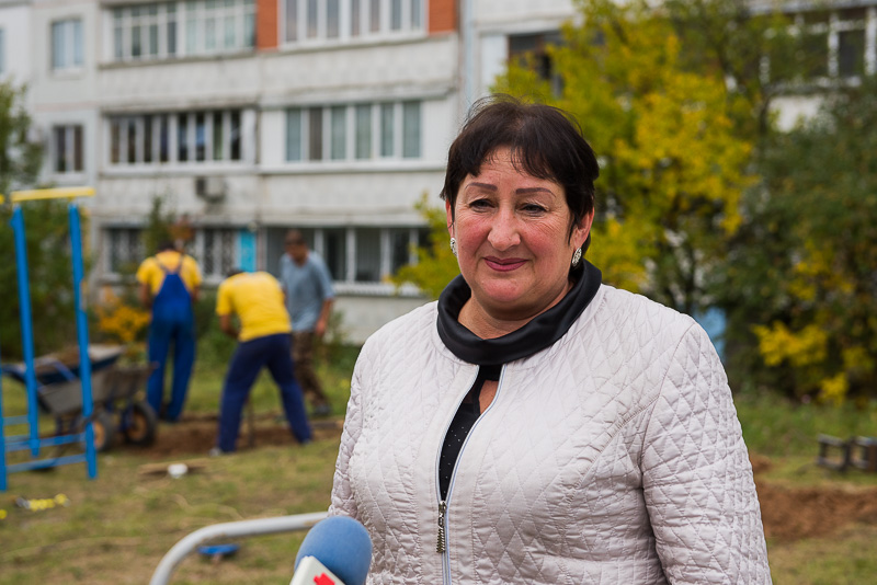 На Північній Салтівці на прохання жителів встановлюють спортмайданчики - 9
