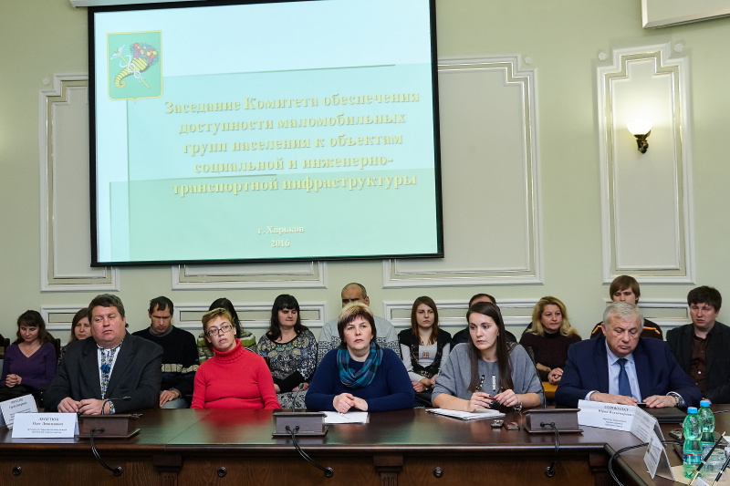 Люди з інвалідністю розповіли про доступність супермаркетів - 1