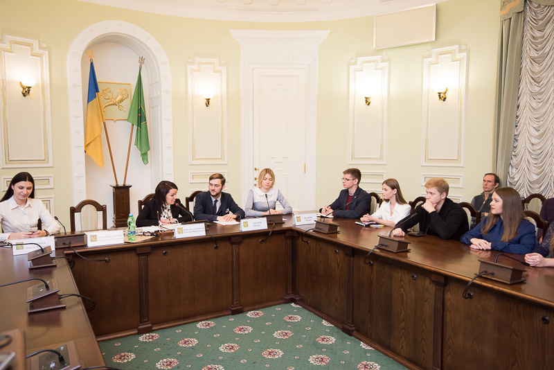 Молодіжна рада познайомилася з роботою органів місцевого самоврядування