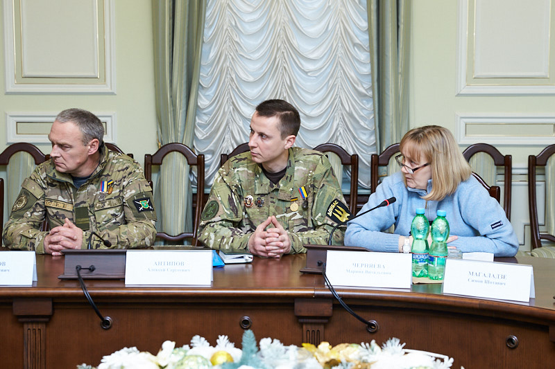 Геннадій Кернес зустрівся з ветеранами АТО - 6