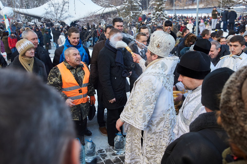 Харків'яни відзначають Хрещення - 8