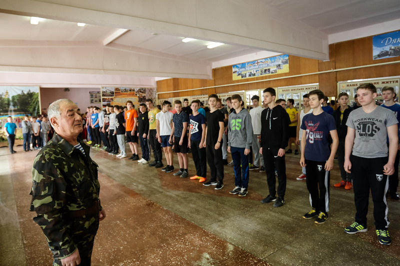 Харківські школярі підтримали акцію #22PushUpChallenge - 8