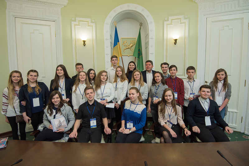 Харківським школярам провели екскурсію міською радою - 14