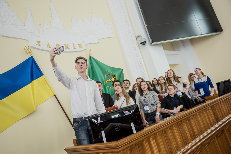Харківським школярам провели екскурсію міською радою - 16