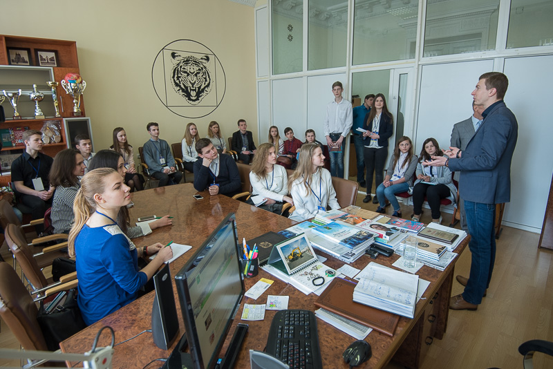 Харківським школярам провели екскурсію міською радою - 18