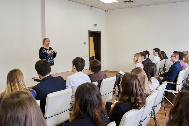 Світлана Горбунова-Рубан прочитала лекцію для слухачів Школи помічника депутата