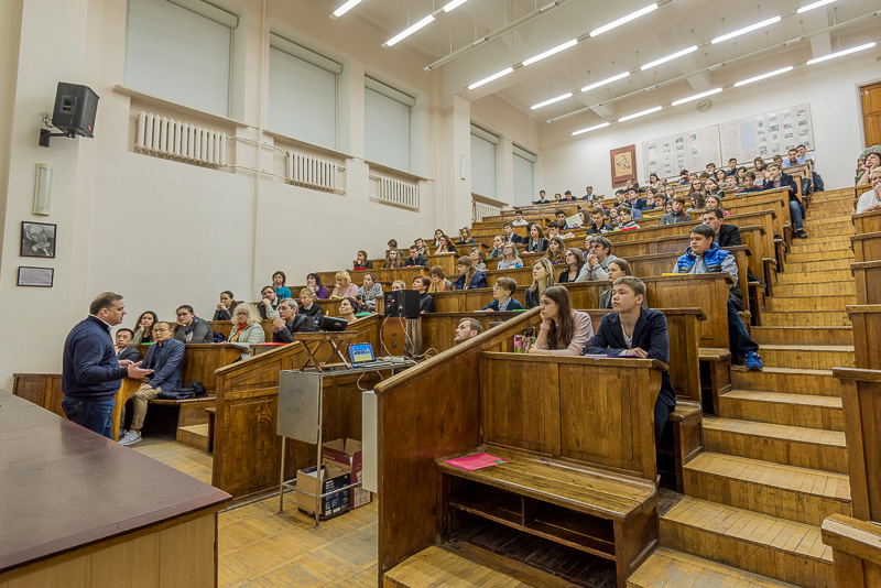 У Харкові проходить ХVІ міська відкрита конференція-конкурс «Каразінський колоквіум» - 1